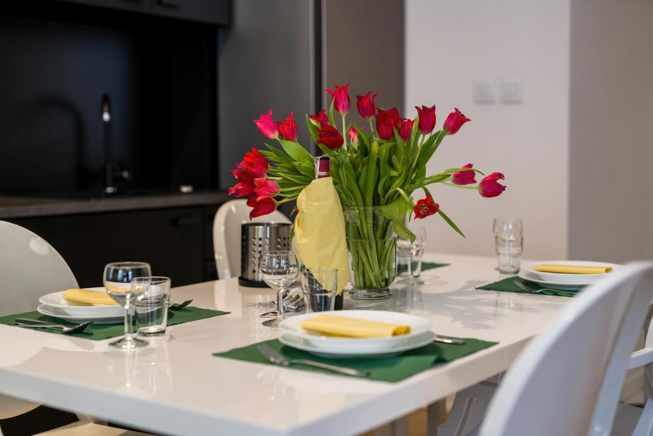 Apartment Poznan Mtp Chelmonskiego By Noclegi Renters Εξωτερικό φωτογραφία